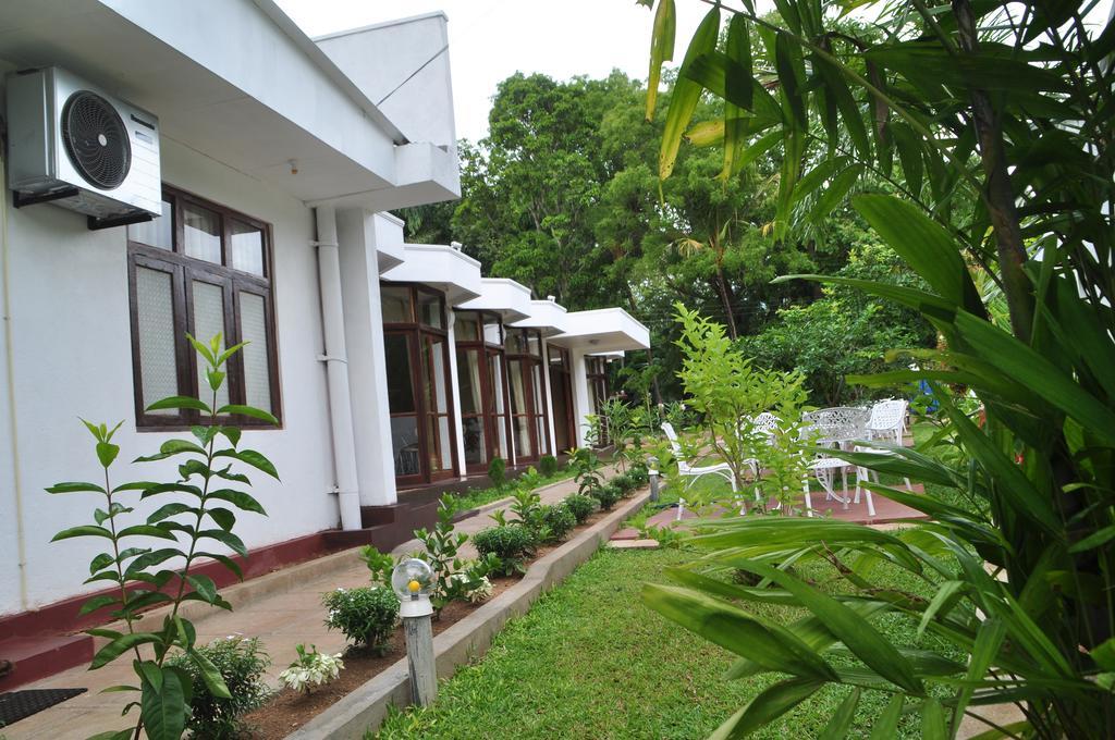 Melbourne Tourist Rest Hotel Anuradhapura Exterior photo